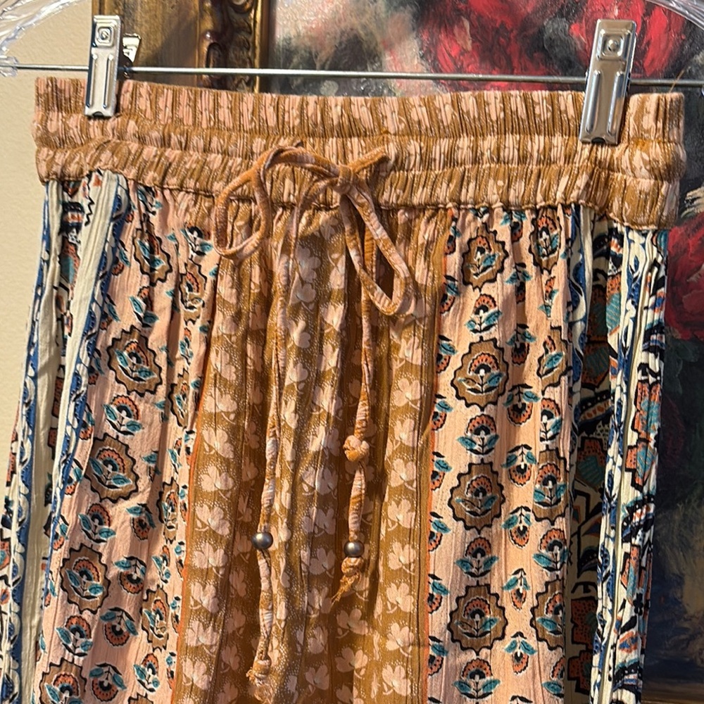 Angie Bohemian crinkly high waist wide leg ruffle hem cropped wide leg pants - Picture 2 of 14